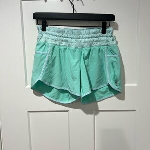 Lululemon Athletica Mint Athletic Shorts With pocket and Lining
